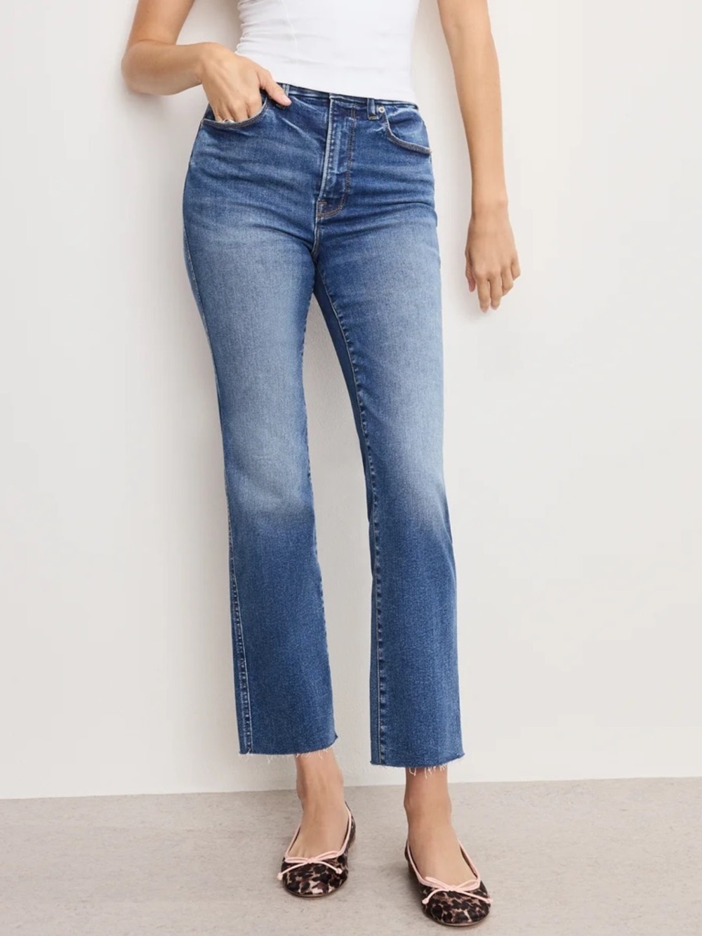 Good American Good Curve Straight Leg Jeans Medium Wash Size 10/30